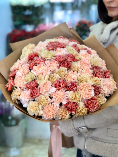 Букет из 51 Диантуса арт. 7360